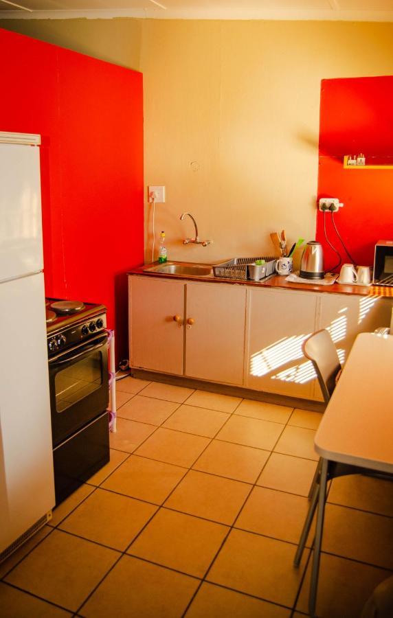 A & R Guesthouse Bloemfontein Exterior foto